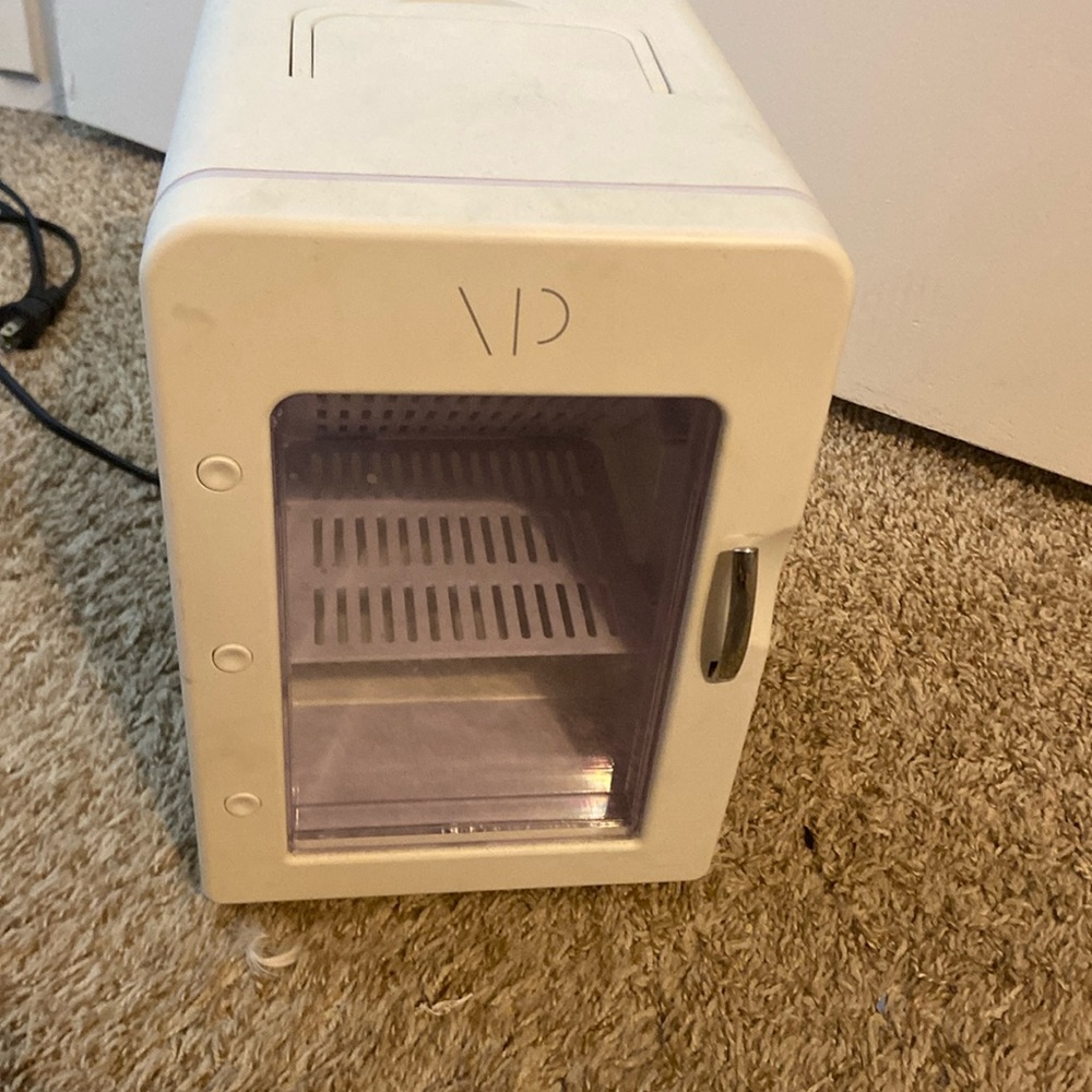 Make up fridge